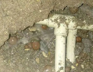 拉孜卫生间测漏