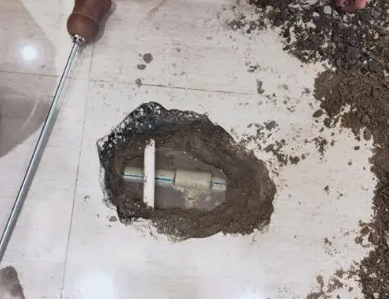 拉孜卫生间测漏水
